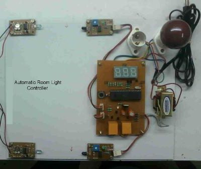 Automatic Room Light Controller Using 8051